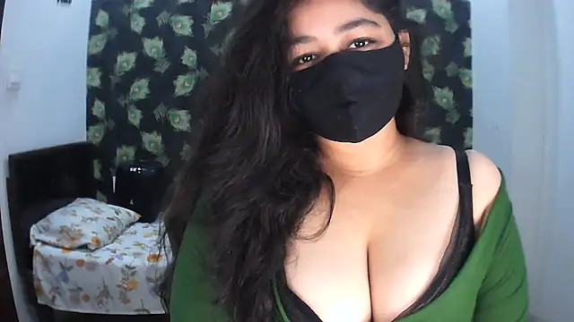 Yoursnandini8 webcam