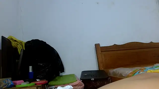 69smallstar - 69smallstar's free webcam - UK Sex Cams
