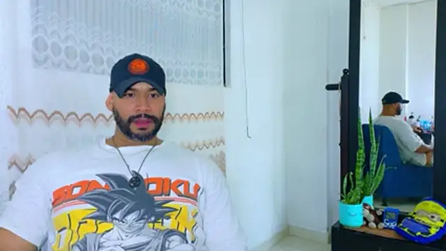 musclehetero webcam
