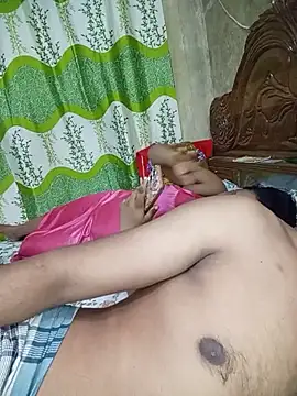 Romentic_Couple live sex cam