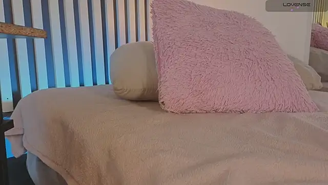 Ariana_klarts webcam