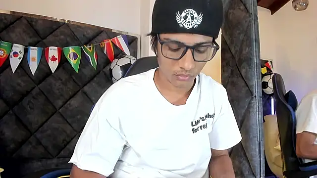 LiamKron webcam