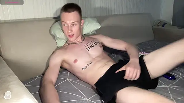 Travis_Gracile webcam