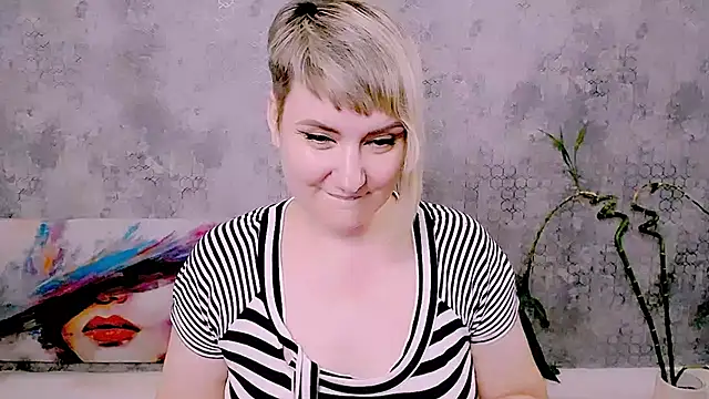 Djullia webcam