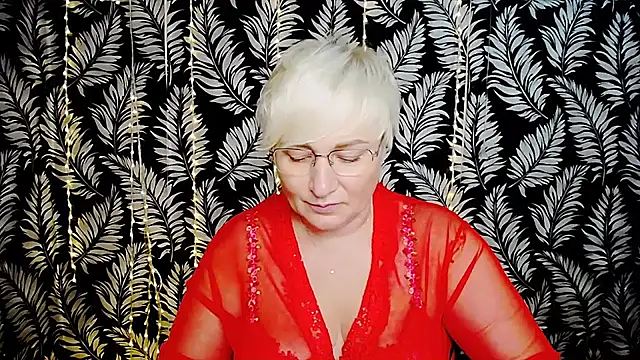 Olivia_playful webcam