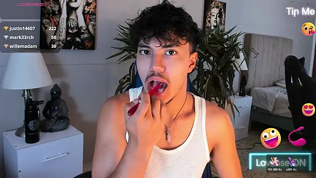 kai_storn live cam on StripChat