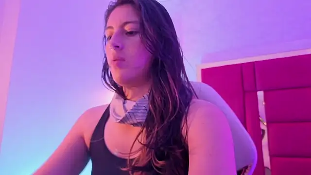 moon_winy live cam on StripChat