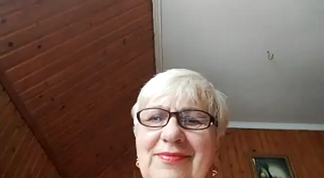 SweetCherry27 webcam
