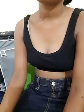 Navya6879 webcam