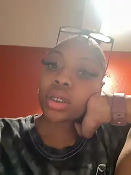 Cocochanel4567 webcam