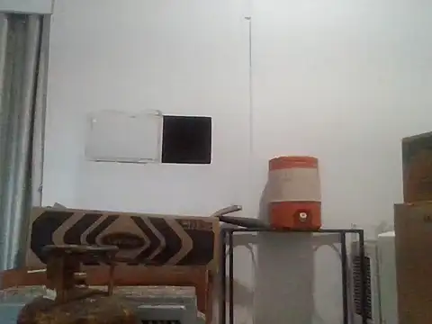 Aloneisbest webcam