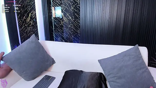 charlottewhitte webcam