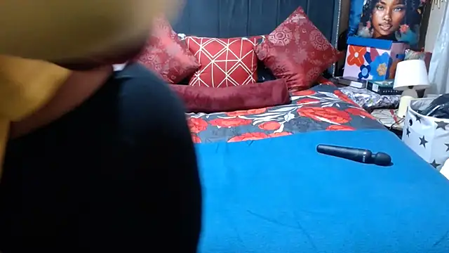 BUSTYDEE webcam