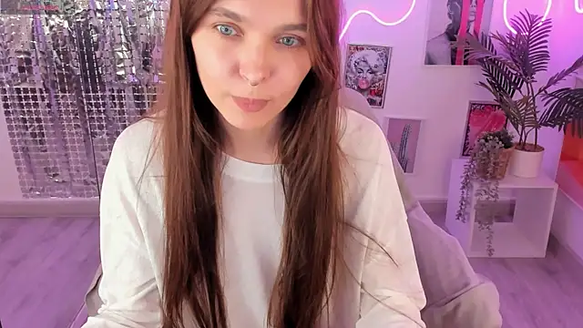 ChloeSunny webcam