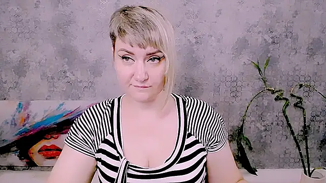 Djullia webcam