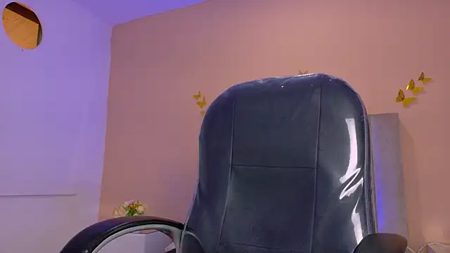 Nascary_Fox webcam