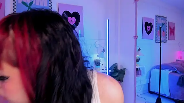 Zoe_Lynch_