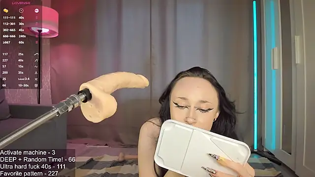 Juicy_Vikki webcam