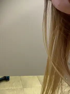 Liza_risky webcam