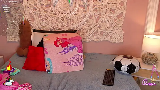 MalaikaBrown webcam