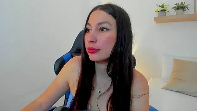 bella_99_ webcam