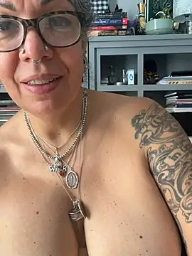 dieseldame1313 webcam