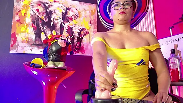 MistressSlut1 webcam