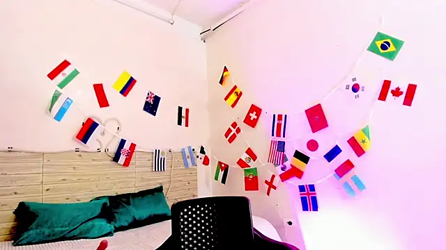 lilahSweet webcam