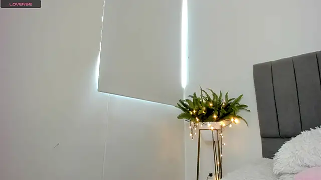sophie_connors webcam