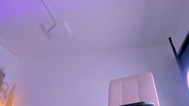 AlliJadid live cam on StripChat