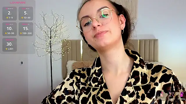Real_cutie1 webcam