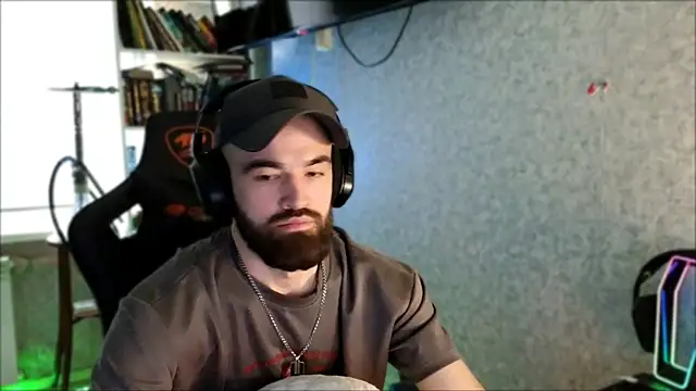 _Serious_Man webcam
