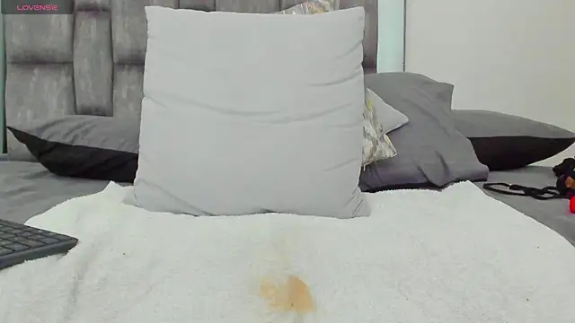alyssia_ocean webcam