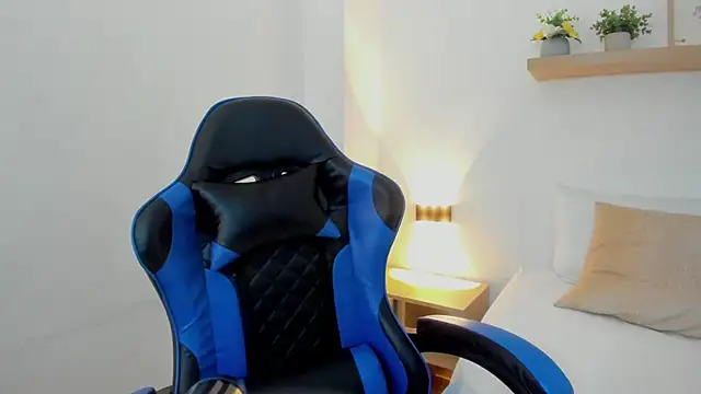 bella_99_ webcam