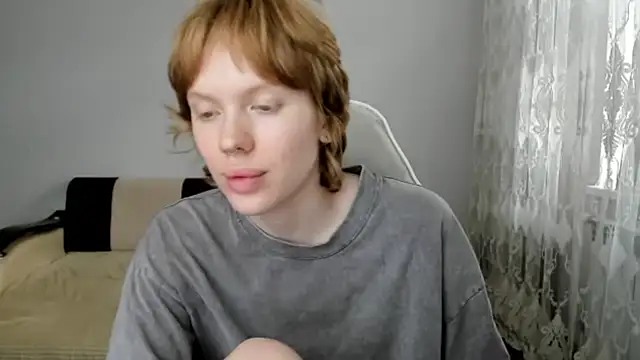 StellaDavis webcam