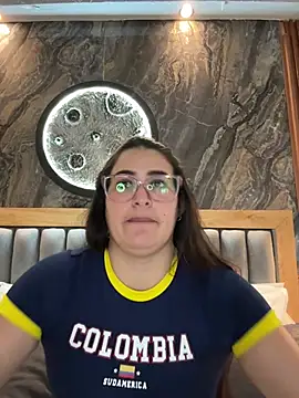 BellaPeers_ webcam