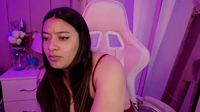 MollyBigBoobs12 webcam