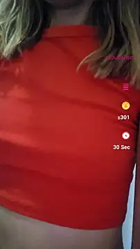 Sexyadventuregirl webcam