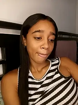 Zoe_Sweett18 webcam