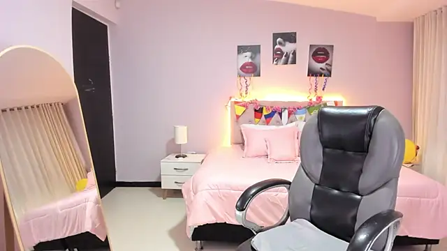 Miss_Cataleya__ webcam