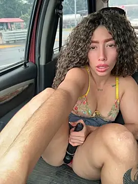 roxyrougee webcam