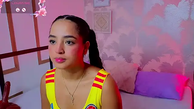 Emma_Thompssonn webcam