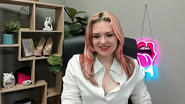 SweetLilyxo webcam