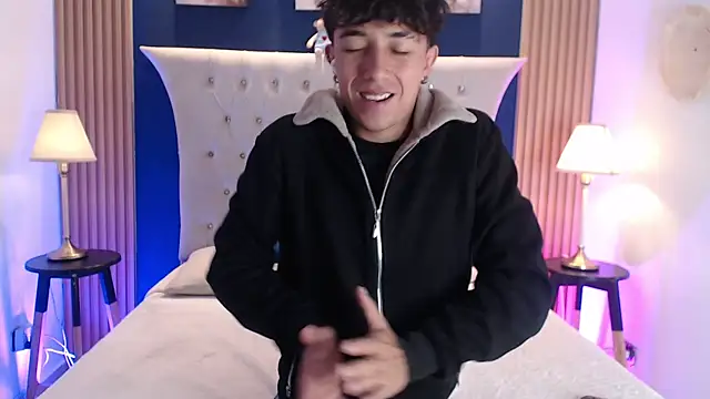 Aiden_Rivers_ webcam