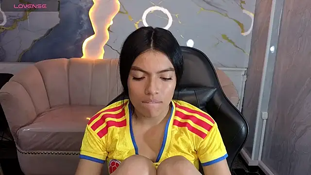 _Charlottee_b webcam