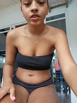 Milu_Luthor webcam
