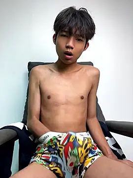 -ovo- (M twink) - 撸硬甩阴茎3分钟