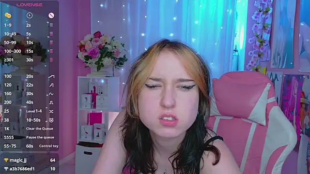 Oksi_Koxy webcam