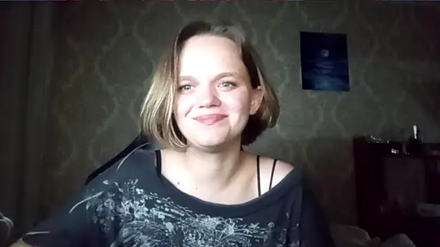 FlirtingAdele_1 webcam