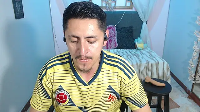 Alexx_levi webcam